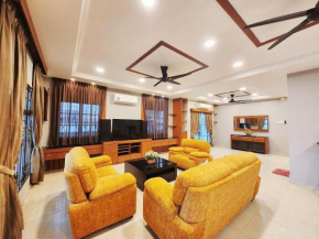 ipoh 5min to town centre 92bungalow 5br5bath19pax